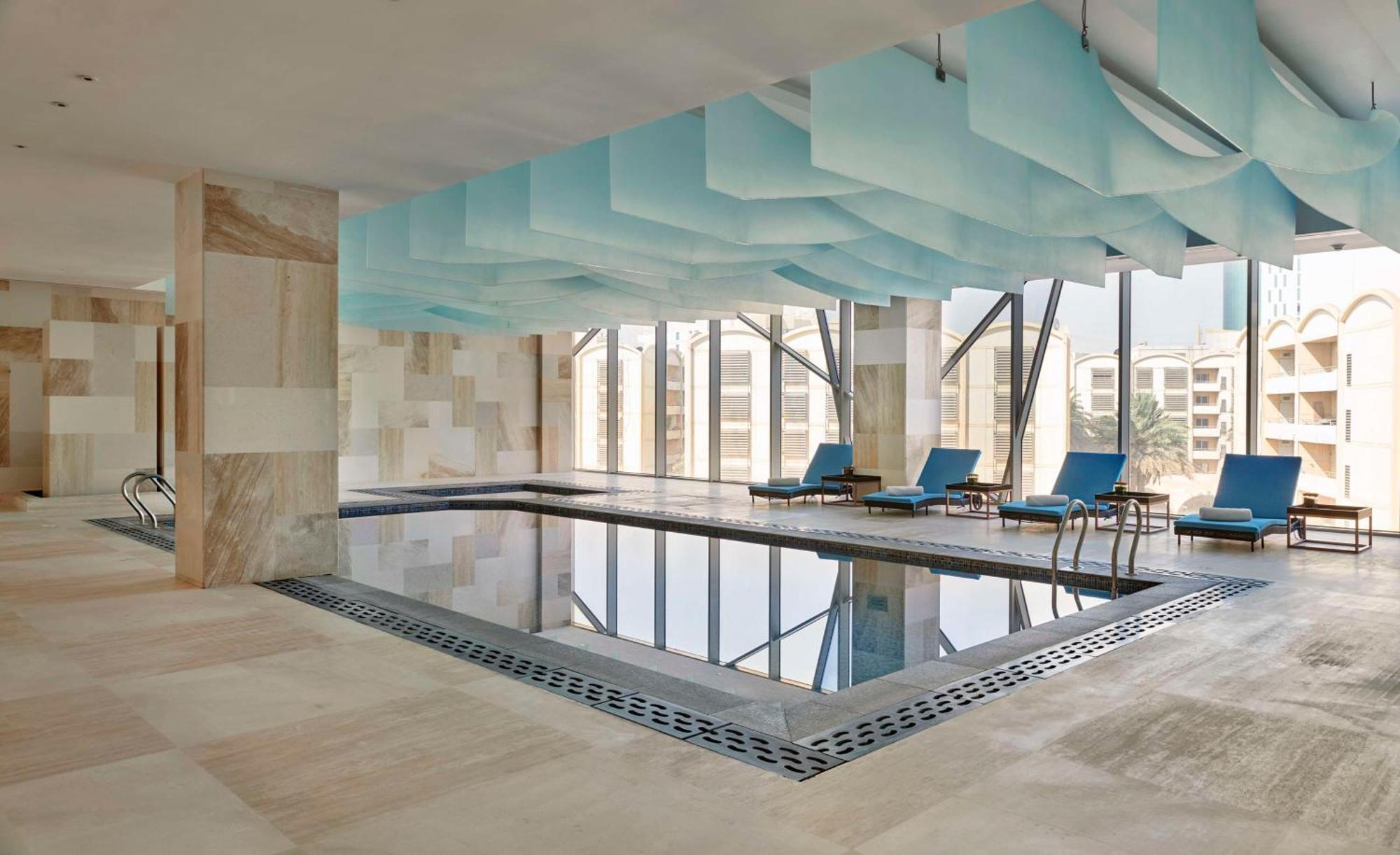 Hyatt Regency Riyadh Olaya Εξωτερικό φωτογραφία The swimming pool at the hotel