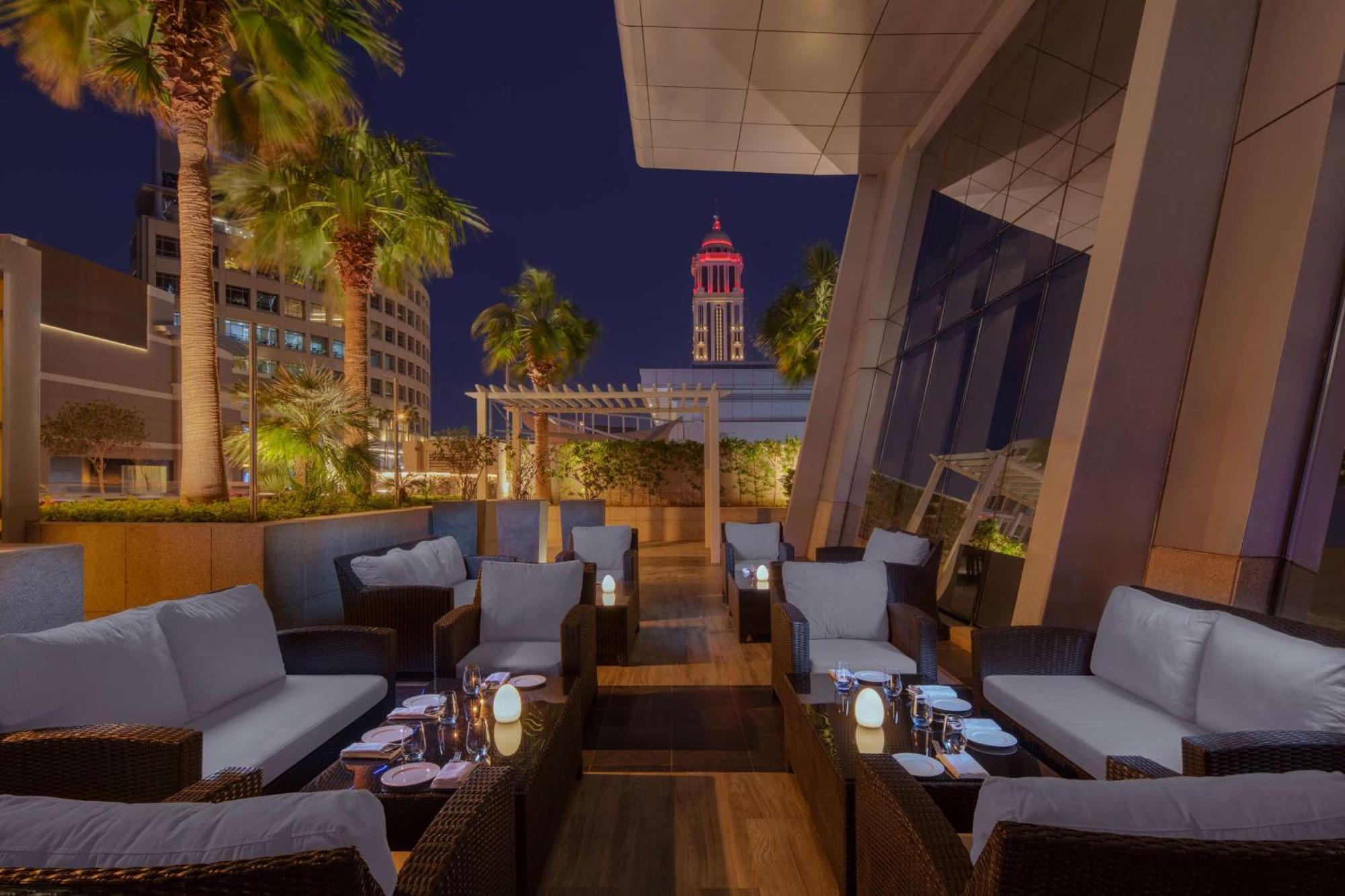 Hyatt Regency Riyadh Olaya Εξωτερικό φωτογραφία The Terrace at the St. Regis