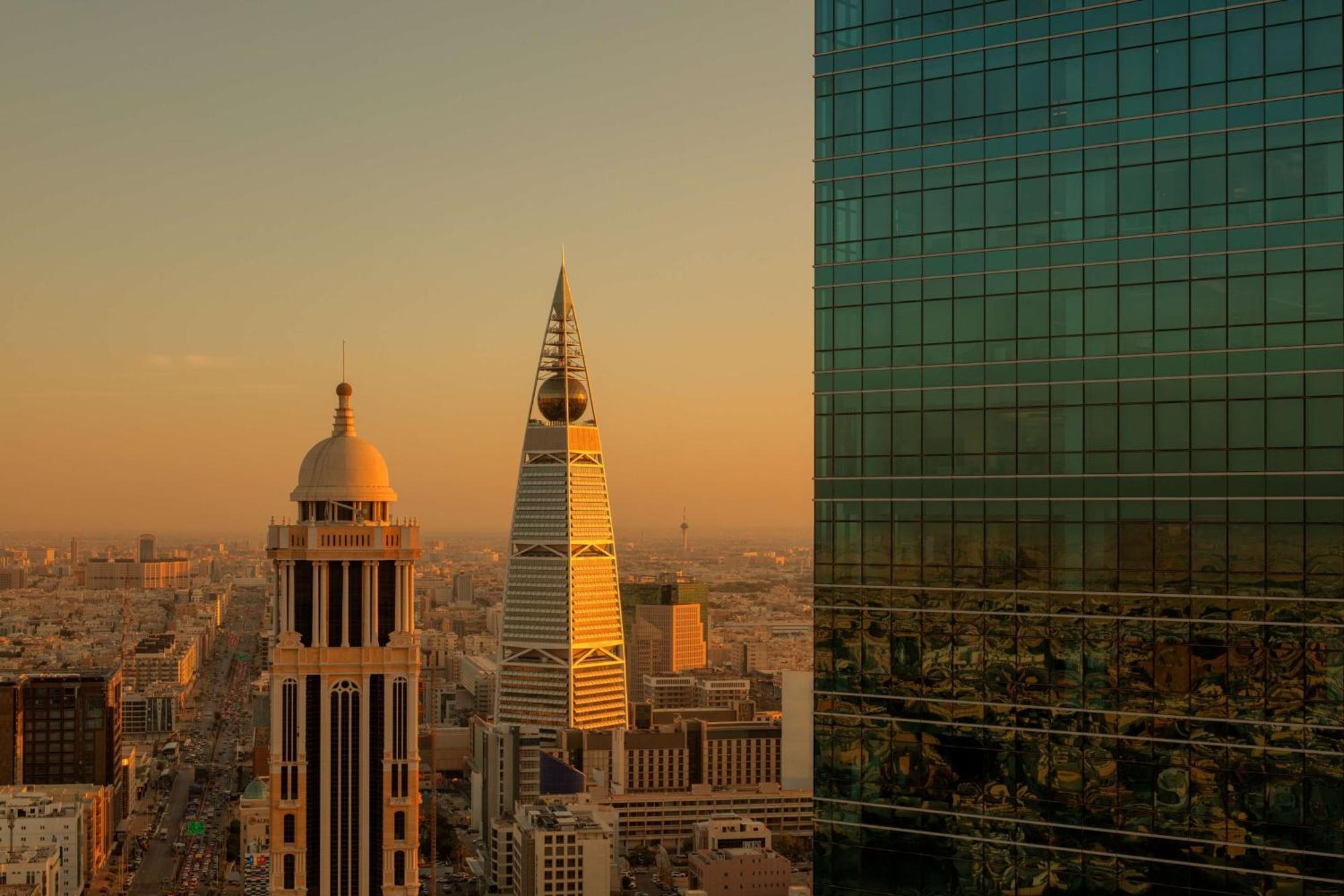 Hyatt Regency Riyadh Olaya Εξωτερικό φωτογραφία Kingdom Centre, Riyadh